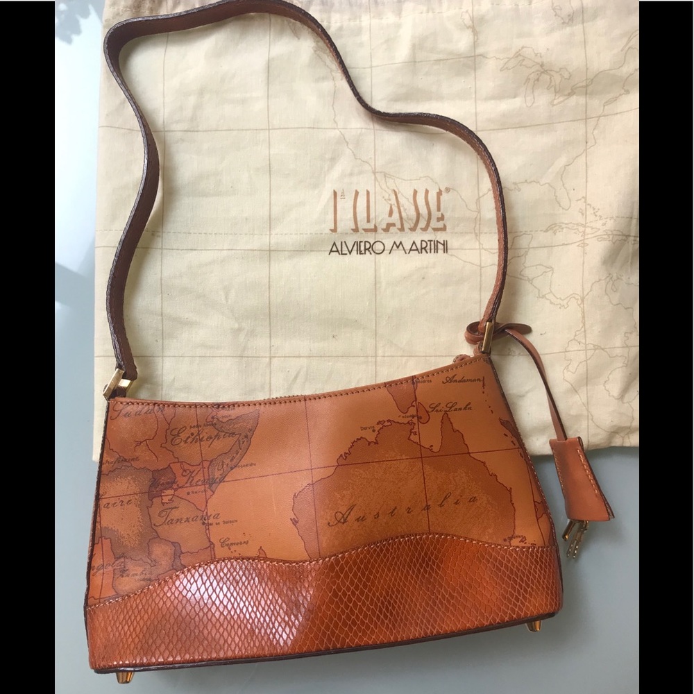 Alviero Martini Prima Classe Shoulder Bag
